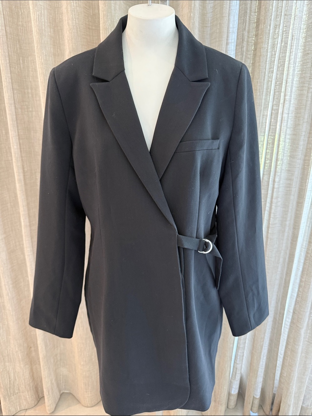Abercrombie & Fitch Classic Black Wrap Blazer with D-Ring Detail Sz M